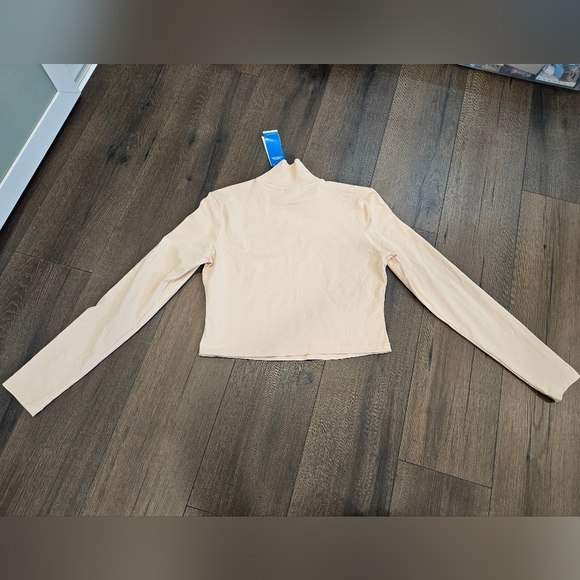 NEW 🍑 adidas Cropped Tight Fit Metallic-Stripe Long Sleeve Tee - SIZE L - Picture 11 of 13